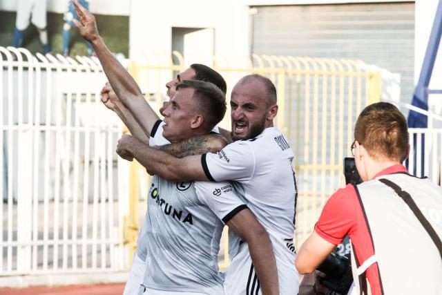 官宣：莫里斯一年合同回纽约 上赛季场均仅6分